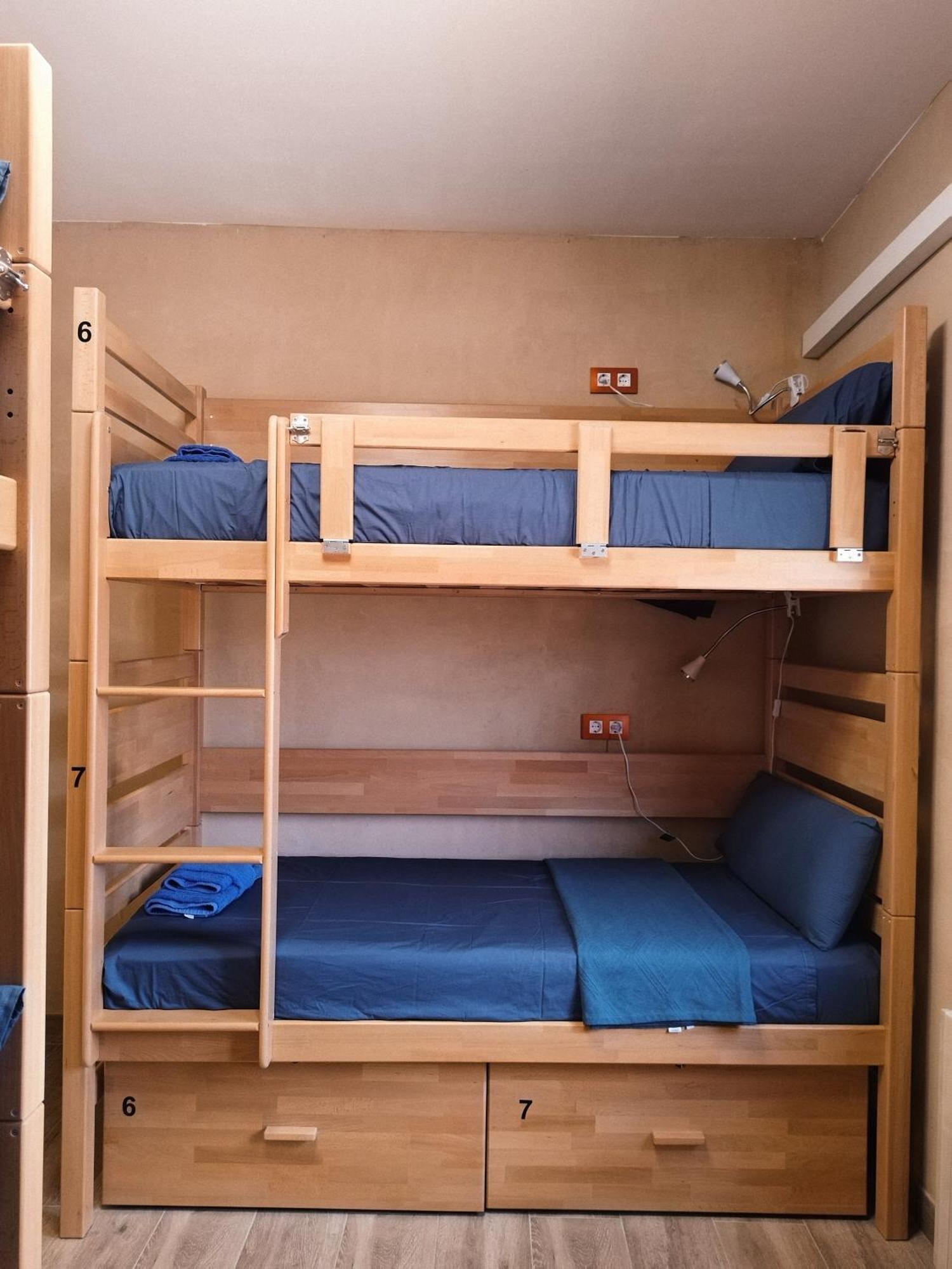 La Calma De Pamies Hostel Balaguer Ngoại thất bức ảnh