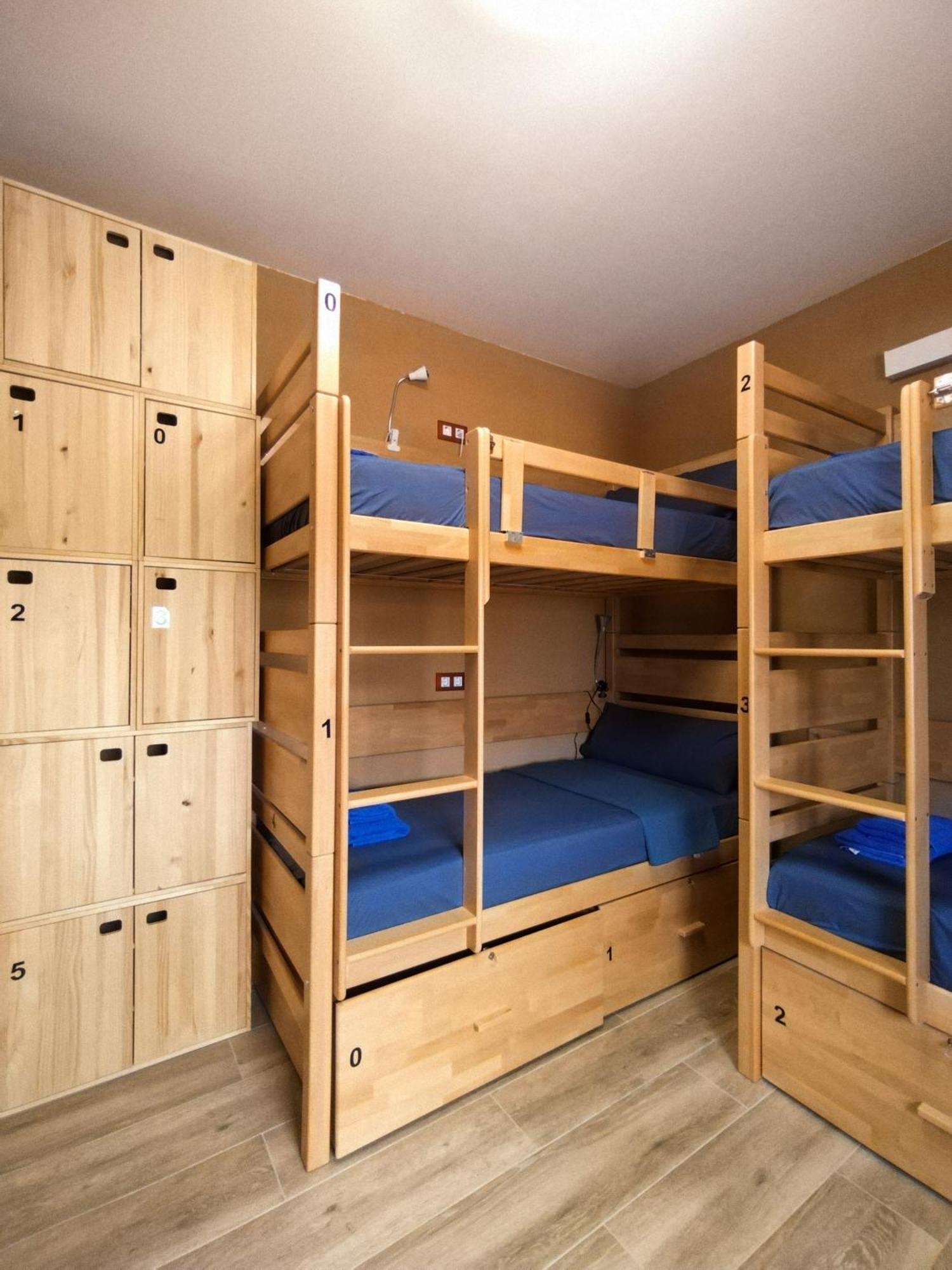 La Calma De Pamies Hostel Balaguer Ngoại thất bức ảnh